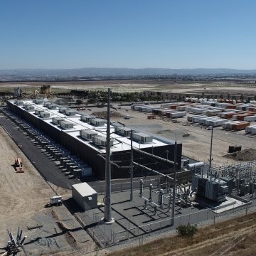 exterior view of a large battery storage facility