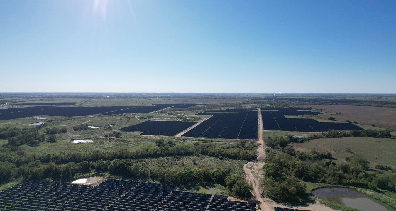 Aerial view of Cattlemen solar park