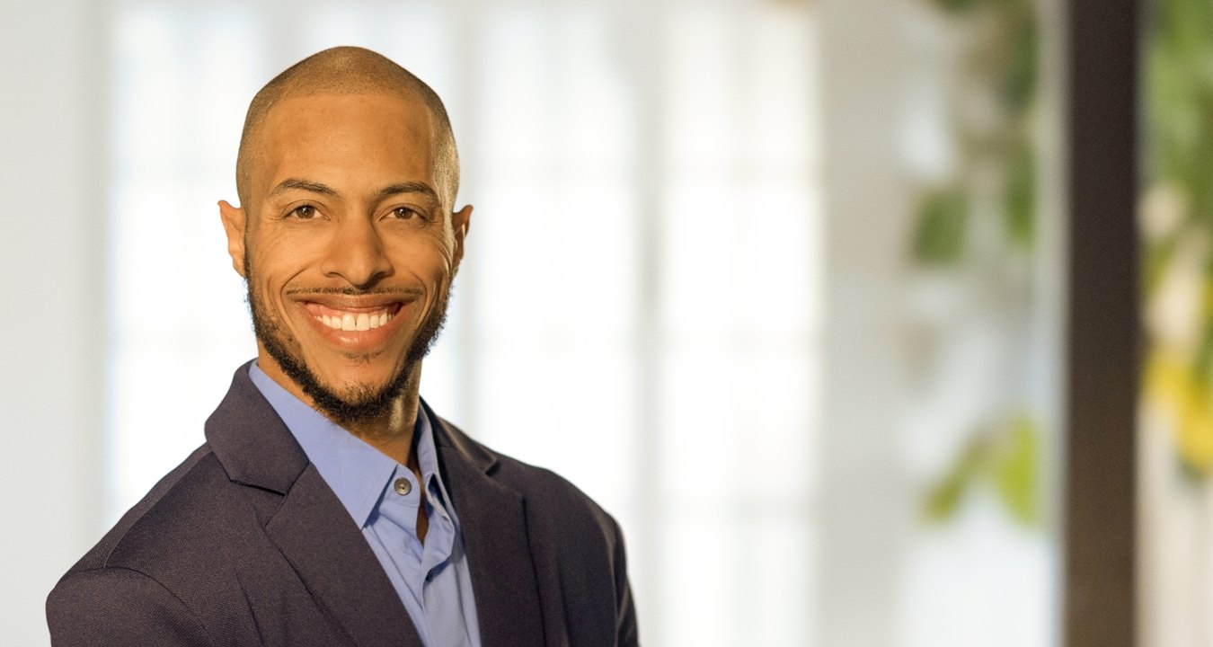 Javelle Redmond headshot