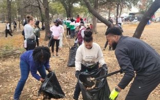 Volunteers clean up cemetary