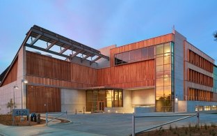 Ground-level view of the J. Craig Venter Genome Lab in La Jolla, CA. 