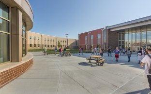 Courtyard view of Mount Vernon Township High School