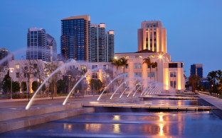 Waterfront Park & Parking Structure Fountain