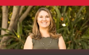 Jamie Clapp's headshot