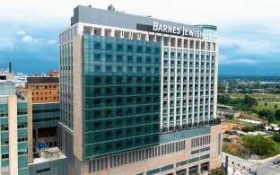 Plaza West Tower at Barnes-Jewish Hospital