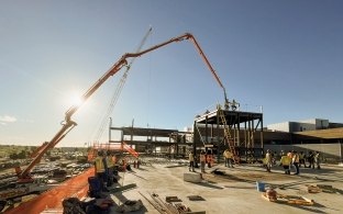 In progress construction photo to UCHealth Longs Peak Hospital