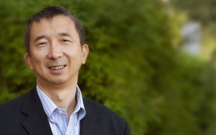 Gong Liu headshot