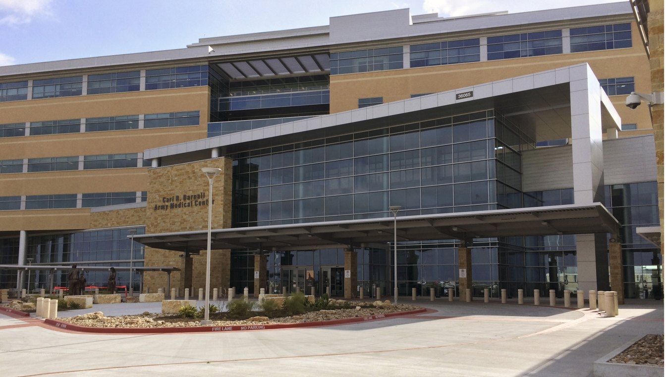 Exterior view of the hospital entryway