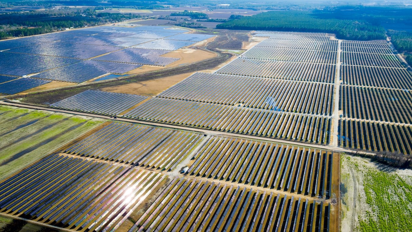 Aerial view of the multi-phase solar farm in Hazlehurst, GA.