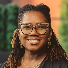 Jocelyn Rollerson headshot
