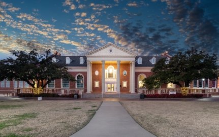 Texas Woman's University, Hubbard Hall Exterior and Grounds