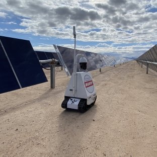robot on solar field
