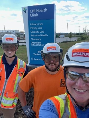 Elizabeth and her team outside the CHI Health Clinic.