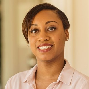 Shari Smith headshot