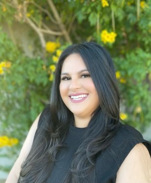 Fabby Perez headshot