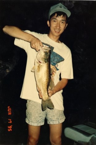 Gong-on-a-night-fishing-trip-while-working-on-Motorola