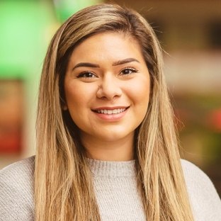 Silvana Cespedes headshot