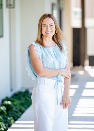 Colleen Bartle headshot