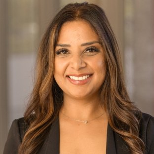 Jasmin Reyes headshot