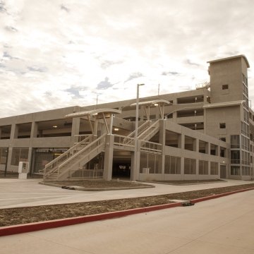 Exterior View of Santa Clara Valley Transportation Authority Parking Structure
