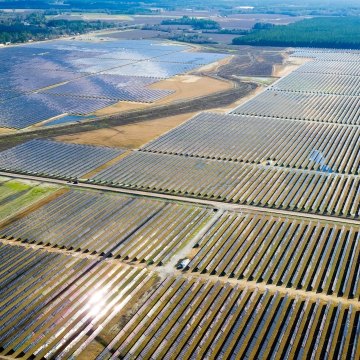 Aerial view of the multi-phase solar farm in Hazlehurst, GA.