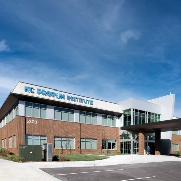 Exterior view of the KC proton therapy building 