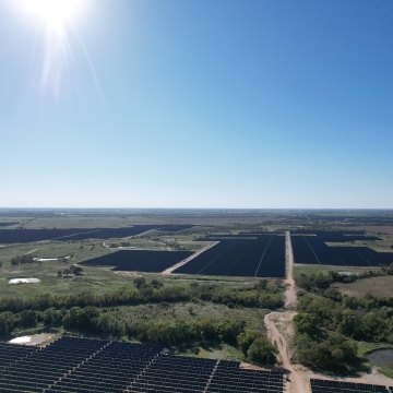 Aerial view of Cattlemen solar park