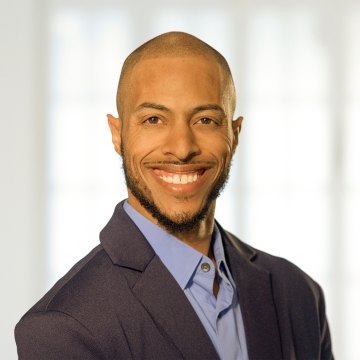 Javelle Redmond headshot