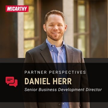 Daniel Herr headshot graphic